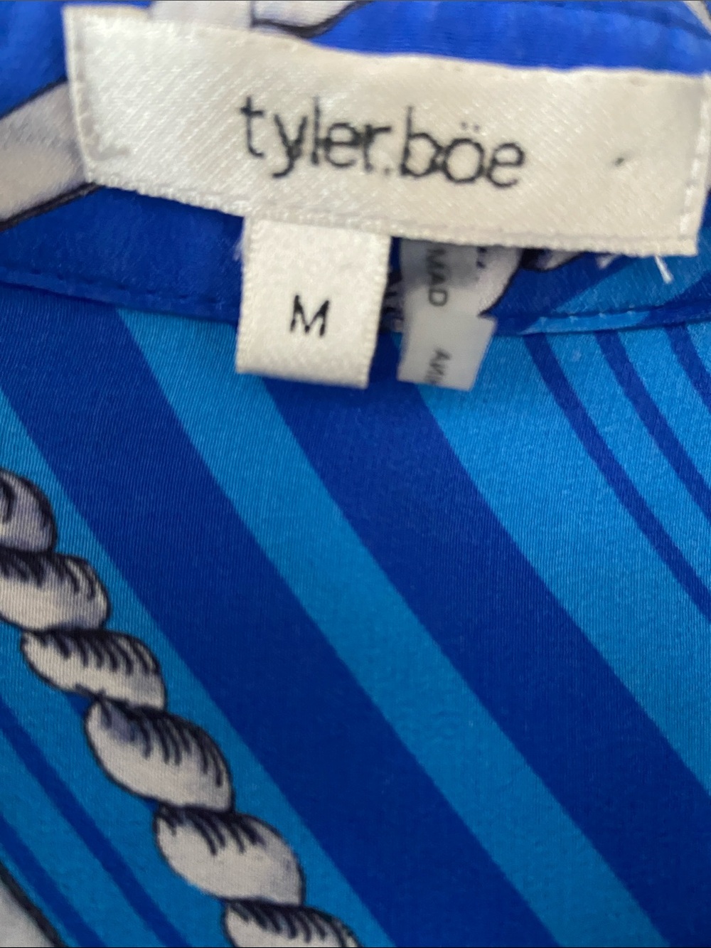 Tyler Boe Olivia Silk Bold Blue Equestrian Chain and Belt Pattern Blouse. Size M - Picture 2 of 13